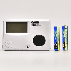 Qwik Tune UM4 Guitar & Bass Tuner Tested WORKS